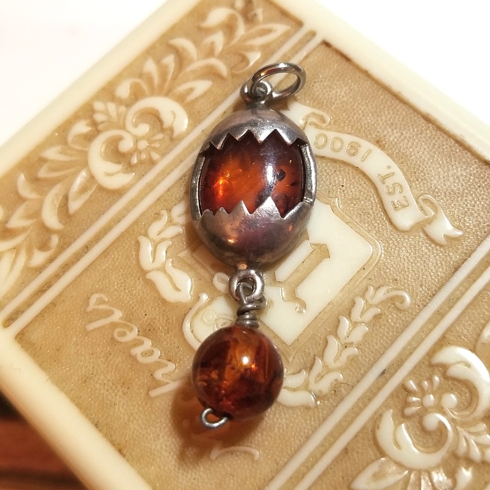 Antique Baltic Amber Sterling Silver Egg Pendant - Picture 2 of 7